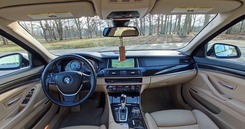 BMW Seria 5 cena 94000 przebieg: 114307, rok produkcji 2015 z Słupsk małe 254